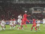 PEREBUTAN-BOLA-INDONESIA-VIETNAM.jpg