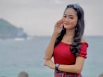 Chord Gitar Nompo - Safira Inema: Kelingan Esemmu Ngademke Atiku Ibarat Tombo Teko Loro Lungo