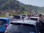 Sebuah-video-memperlihatkan-sejumlah-kendaraan-dari-komunitas-Mobil-Diesel-Run.jpg