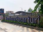 Tempat-Wisata-Terdekat-Stasiun-Surabaya-Pasar-Turi.jpg