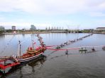 pembentangan-kain-bendera-1000-meter-di-atas-laut-pantai-losari_20210817_223611.jpg