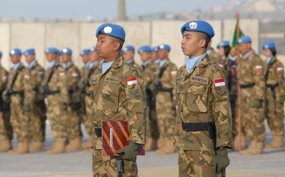 Khidmatnya Upacara Pengibaran Bendera Merah Putih di Lebanon (Foto ...