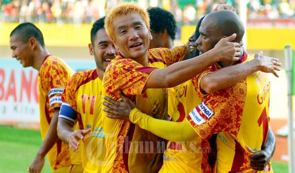 Kit Kayamba Keith Kayamba Gumb SFC, Foto 9 #11024 - TribunNews.com