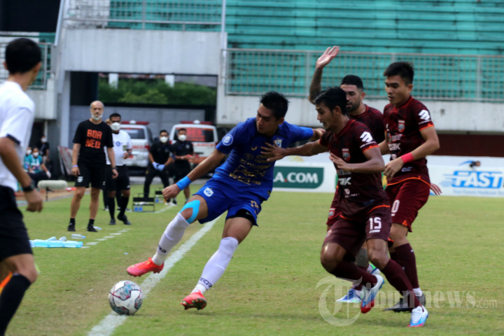 Borneo FC vs PSIS Liga 1 Indonesia pertandingan sepak bola