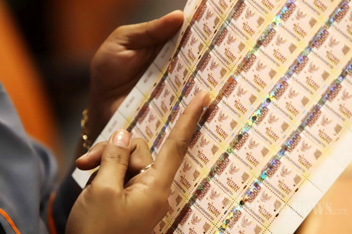 Meterai Rp 10 Ribu Mulai Beredar di Masyarakat, Foto 13 #1873496 ...