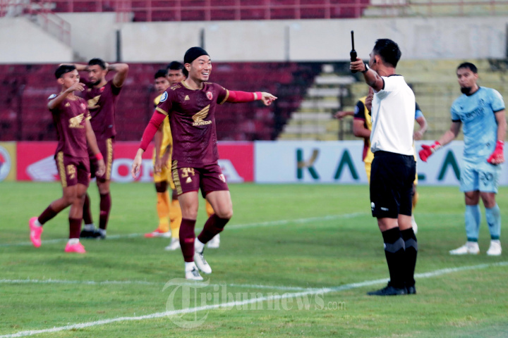 PSM Makassar Vs Persikabo 1973, Foto 4 #1948904 - TribunNews.com
