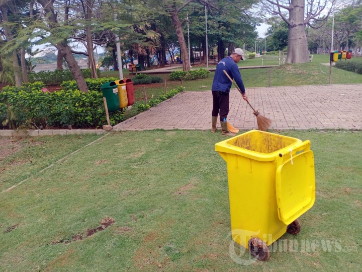 Suasana Nyaman dan Asri Taman Ria Rio Jakarta, Foto 2 #1859011 ...