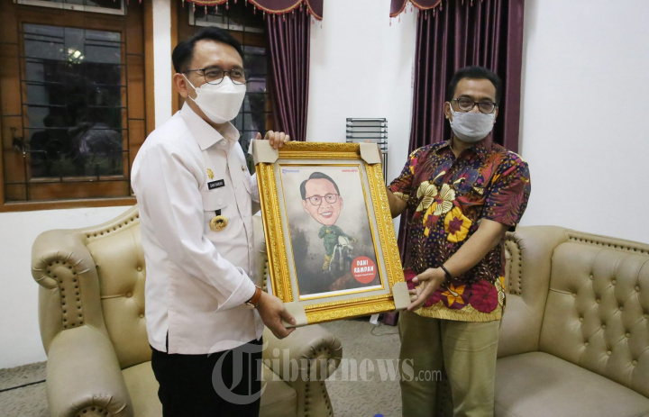 Wapemred Super Ball Bertemu Dengan PJ Bupati Bekasi Dani Ramdani, Foto ...