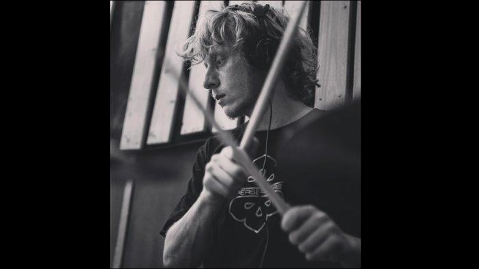 Yotam Haim, drummer band metal Israel yang terbunuh IDF.