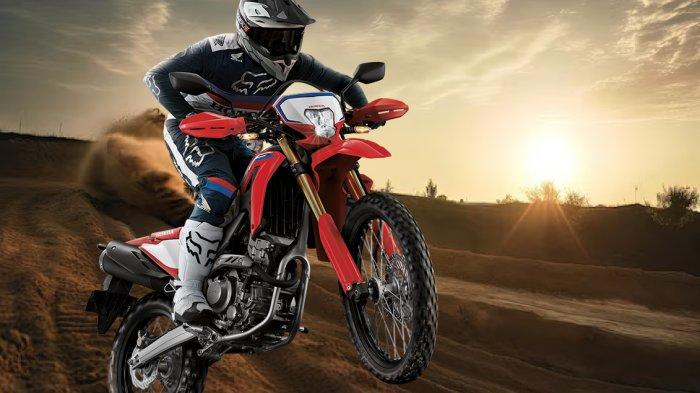 Angkat roda depan atau wheelie