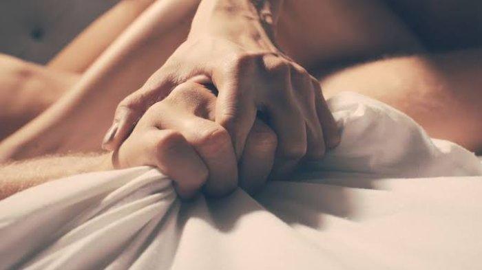 Ilustrasi Berhubungan Intim