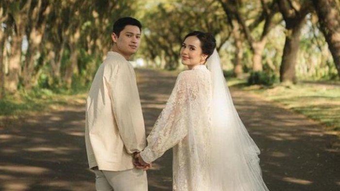 Beby Tsabina dan Rizki Natakusumah menikah