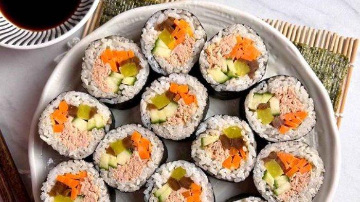 Chamchi Gimbap atau Tuna Kimbap ( 참치김밥)