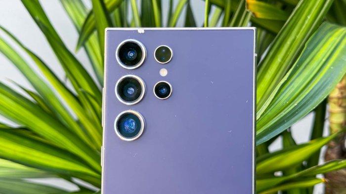 Galaxy S25 dikabarkan akan memiliki layar dengan ukuran yang sama dengan iPhone 16 Pro Max, tetapi memiliki bobot lebih ringan