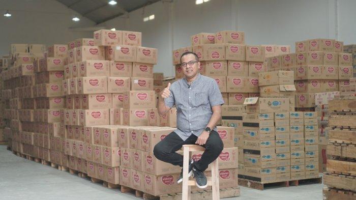 Diah Bagus Ariotejo, pemilik Grosir Susu Malang