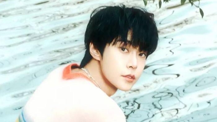 Doyoung NCT Puncaki Chart iTunes di Seluruh Dunia lewat Album Debut Solo 'YOUTH'