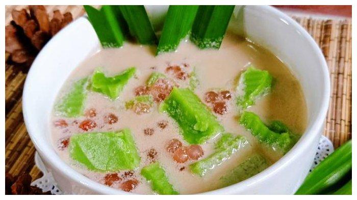 Es Bongko Delima khas Pontianak, Kalimantan Barat.