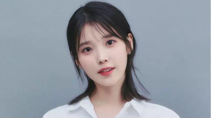 IU jadi Solois K-Pop Wanita Pertama yang Mencapai 100 Juta Views Dengan 9 MV Berbeda