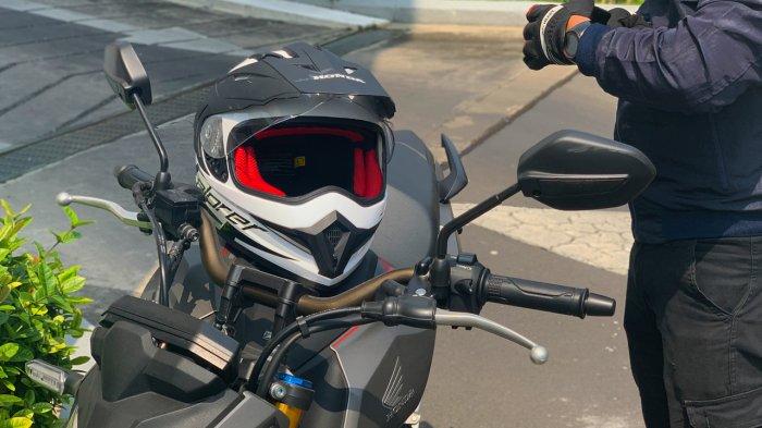 Ilustrasi safety riding