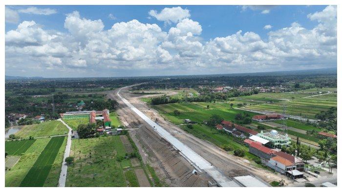 Jasa Marga akan membuka Jalan Tol Jogja-Solo ruas Colomadu – Ngawen (Klaten) sepanjang 22 KM saat arus mudik dan balik Lebaran 2024.