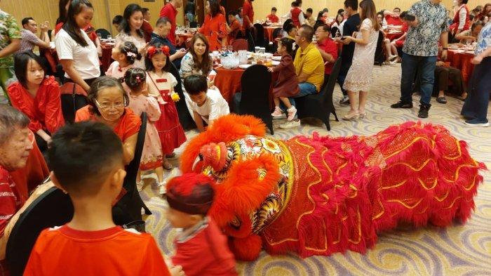 Apa Itu Gong Xi Fa Cai ? Ucapan Selamat yang Biasa Digunakan Saat Tahun Baru Imlek, Ini Artinya 
Kembali Rayakan Imlek, Grand Candi Hotel Semarang Dipadati Pengunjung