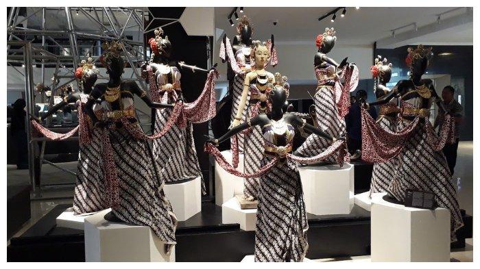 Koleksi kain jarik di Museum Senobudoyo