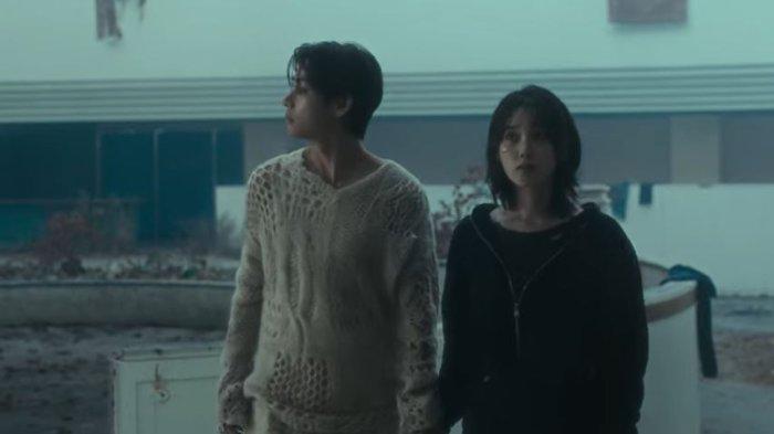 Lirik dan Terjemahan Love Wins All - IU yang Gandeng V BTS di MV-nya: Dearest, Darling, My Universe