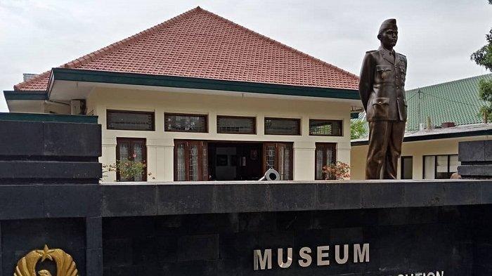 Museum Jenderal Besar AH Nasution yang dulunya merupakan rumah tempat tertembaknya Ade Irma Suryani dalam Peristiwa G30S PKI. 5 Tempat Bersejarah saat Peristiwa G30S, Ada Monumen Pancasila Sakti sampai Monumen Kresek