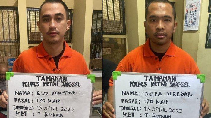 Bos PS Store Putra Siregar dan artis Rico Valentino ditangkap jajaran Polres Metro Jakarta Selatan karena kasus dugaan pengeroyokan.
