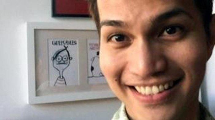 Reynhard Sinaga didakwa atas 159 kasus pemerkosaan dan serangan seksual terhadap 48 korban pria yang dilakukan di Manchester, Inggris.