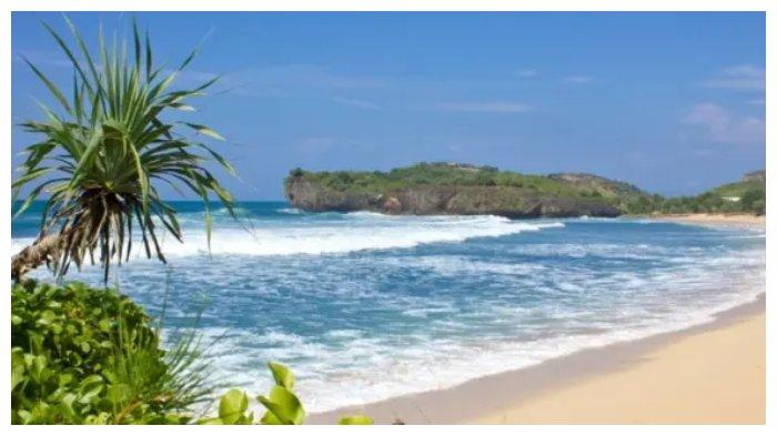 Suasana Pantai Muncar di Gunung Kidul, Yogyakarta