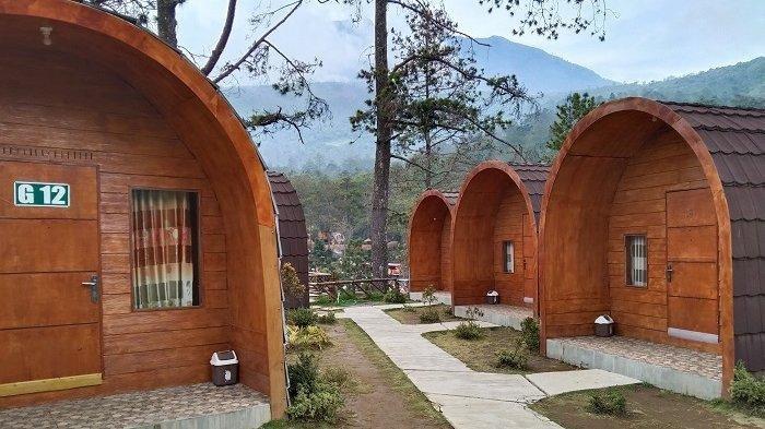 Bentuk penginapan The Lawu Park di Gondosuli Kidul, Desa Gondosuli, Kecamatan Tawangmangu, Kabupaten Karanganyar, Jawa Tengah.