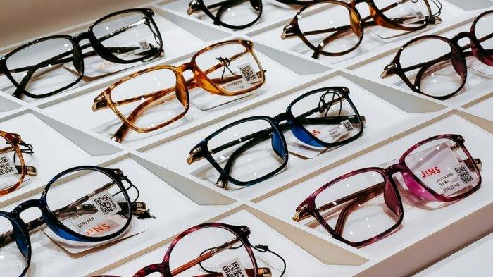 Kacamata ditanggung BPJS Kesehatan. Ketentuan klaim kacamata BPJS Kesehatan. Cara klaim kacamata gratis BPJS Kesehatan.