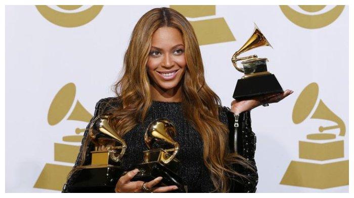 Beyonce awali raih penghargaan Grammy Awards 2017 lewat video musik terbaik, 'Formation'. (Mike Blake/Grammy2015)