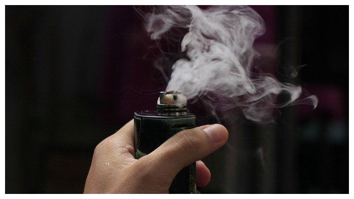 Ilustrasi rokok elektrik atau vape