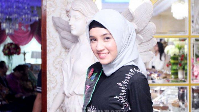 Pemain film Dhini Aminarti