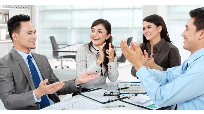 Ilustrasi pekerja di kantor