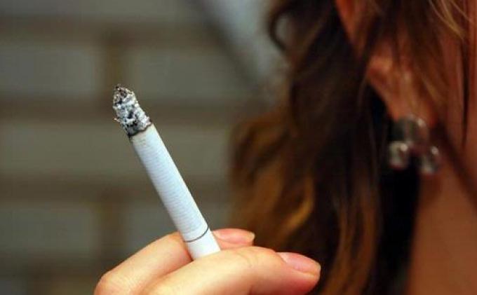 Ilustrasi - Pemkot Depok akan melarang masyarakat merokok di sembarang tempat, untuk atasi polusi udara. 