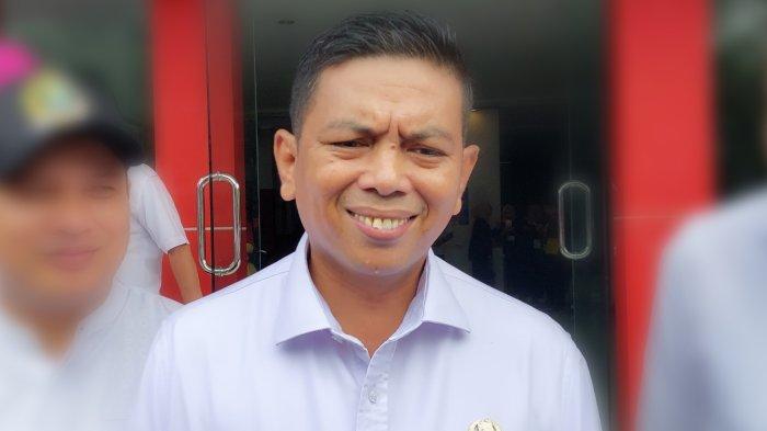 Calon Gubernur Banten, Andra Soni mengaku telah mengundurkan diri dari jabatannya sebagai anggota DPRD Provinsi Banten. Pernyataan pengunduran diri Andra Soni itu telah disampaikan ke Partai Gerindra dan diteruskan ke KPU Provinsi Banten.