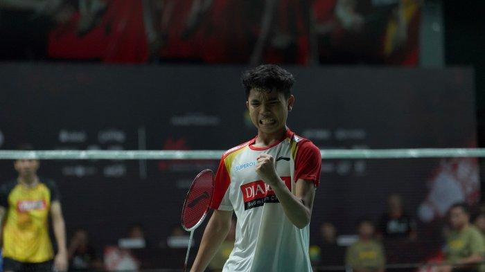Ekspresi tunggal temaja putra U-17 dari PB Djarum, Yudha Rendra Wijaya di partai final Polytron Gubernur Cup 2023, Sabtu (18/11/2023). Yudha membuat membuat kejutan dengan mengalahkan unggulan ketiga asal PB Mutiara Cardinal, Bandung, Arga Nugraha Sigfar 21-19, 17-21, 26-24.