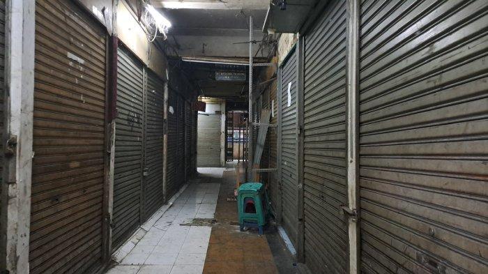 Potret gelap dan mencekam Blok G Pasar Tanah Abang yang kini terbengkalai, diduga jadi tempat preman nyabu dan mabuk-mabukan.