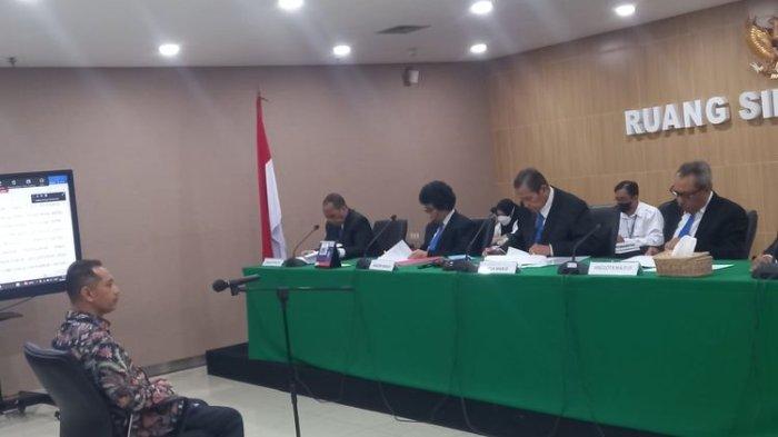 Dewan Pengawas Komisi Pemberantasan Korupsi (Dewas KPK) menjatuhkan sanksi etik sedang ke Pimpinan KPK Nurul Ghufron, Jumat (6/9/2024).