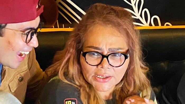 Ibunda Virgoun, Eva Manurung di kawasan Tebet, Jakarta Selatan pada Selasa (25/6/2024).