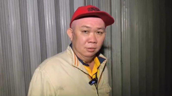Jilim, operator karaoke di lantai 9 Plaza Glodok yang berhasil selamat dalam kebakaran hebat pada Rabu (15/1/2025) malam.