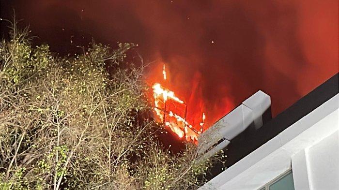Kebakaran di Glodok Plaza Jakarta Barat berasal dari lantai 7, Rabu (15/1/2025) malam