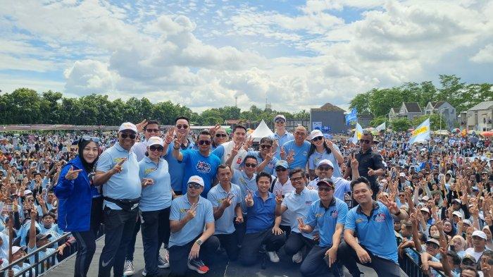 Kelompok relawan pendukung pasangan calon presiden Prabowo-Gibran 