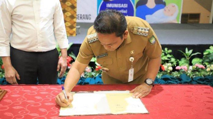 Pemkot Tangerang melalui Dinkes melakukan perjanjian kerja sama dengan lima rumah sakit swasta di Kota Tangerang sebagai rujukan perawatan stunting. Penandatanganan dilakukan di Hotel d'prima, Selasa (9/7/2024).