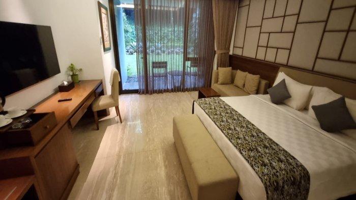 Kondisi kamar di Amaryllis Boutique Resort, Cisarua, Puncak Bogor. Tempat menginap ini memiliki total 25 kamar yang terbagi dalam empat tipe, yaitu Suite Room, Executive Suite, Amaryllis Suite Family 6 dan Amaryllis Suite Family 8.