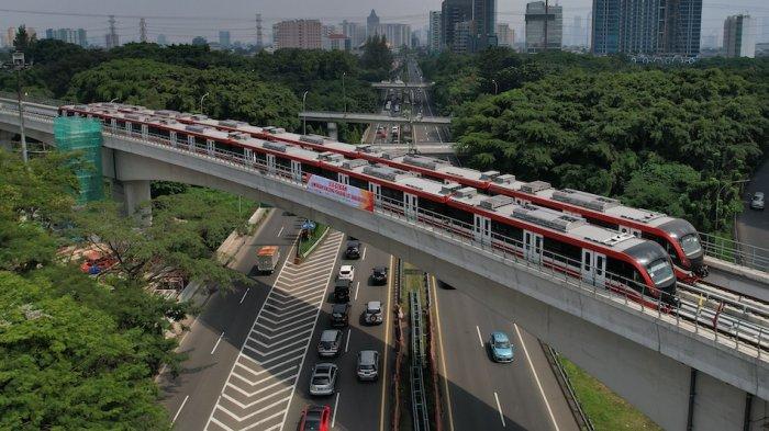 LRT Jabodebek mempermudah transportasi masyarakat