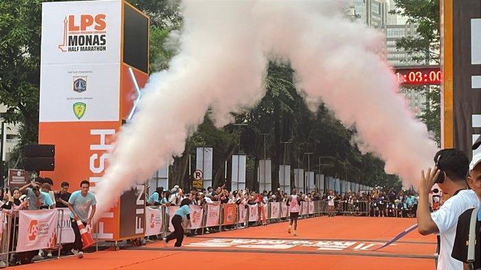 MONAS HALF MARATHON - LPS Half Marathon digelar pada Minggu (15/6/2025). Dilepas Waki Gubernur Jakarta Rano Karno
